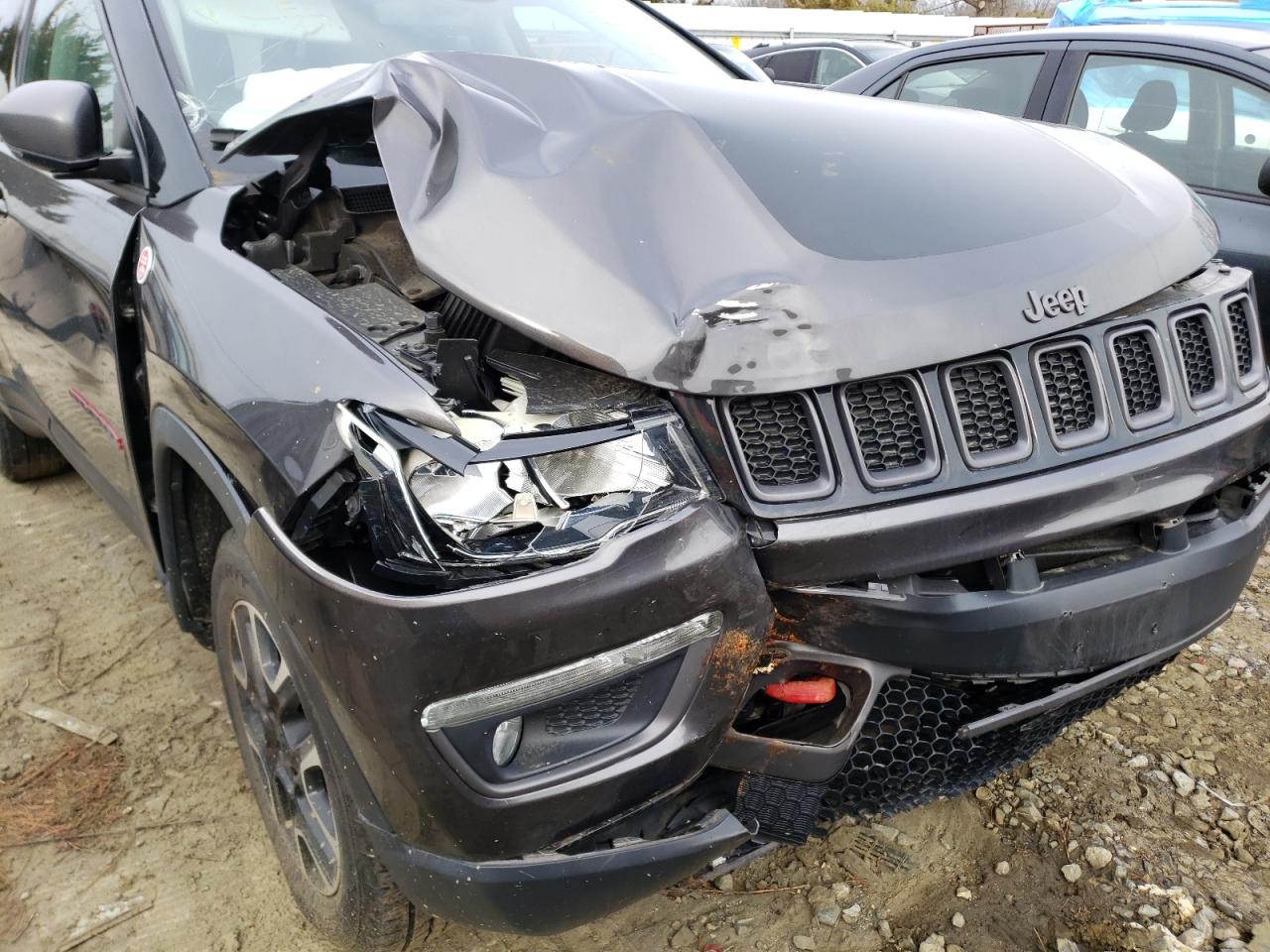 Photo 9 from auction – 2020 JEEP COMPASS TR with VIN 3C4NJDDBXLT106839