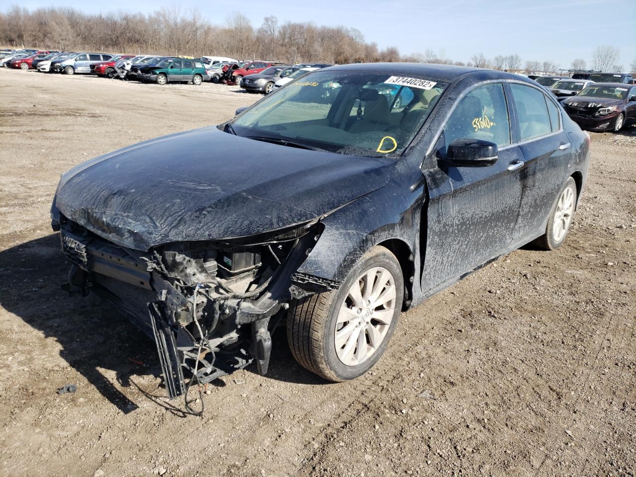 Photo 2 from auction – 2015 HONDA ACCORD EXL with VIN 1HGCR2F84FA202095