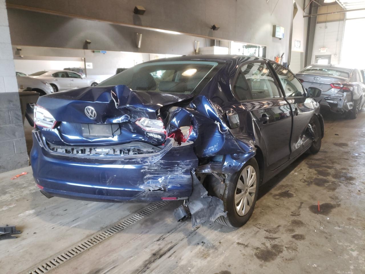 Photo 4 from auction – 2012 VOLKSWAGEN JETTA BASE with VIN 3VW2K7AJ2CM404628