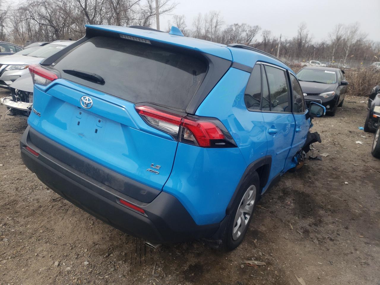 Photo 4 from auction – 2019 TOYOTA RAV4 LE with VIN 2T3G1RFV3KW080900