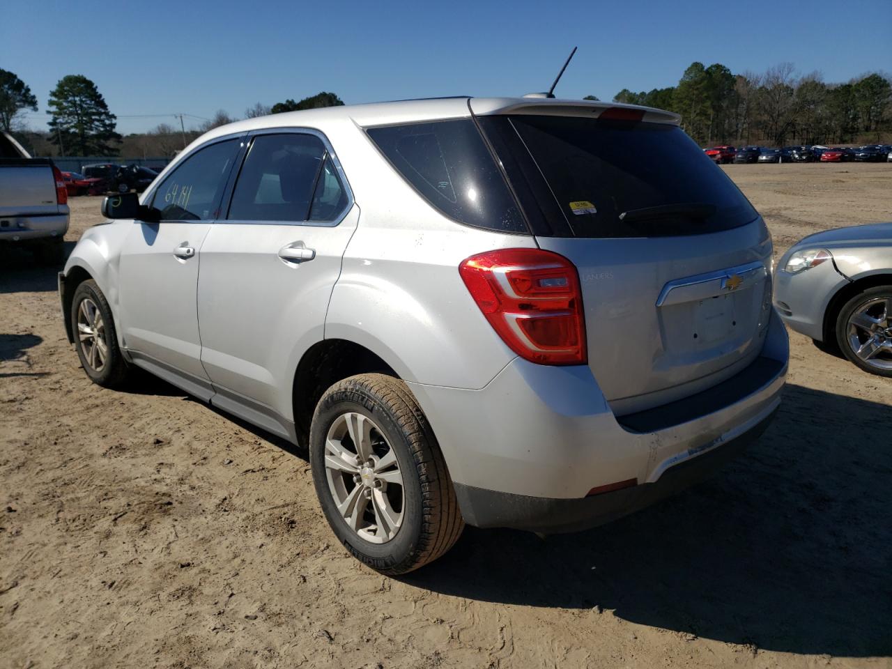 Photo 3 from auction – 2016 CHEVROLET EQUINOX LS with VIN 2GNALBEK5G6323454
