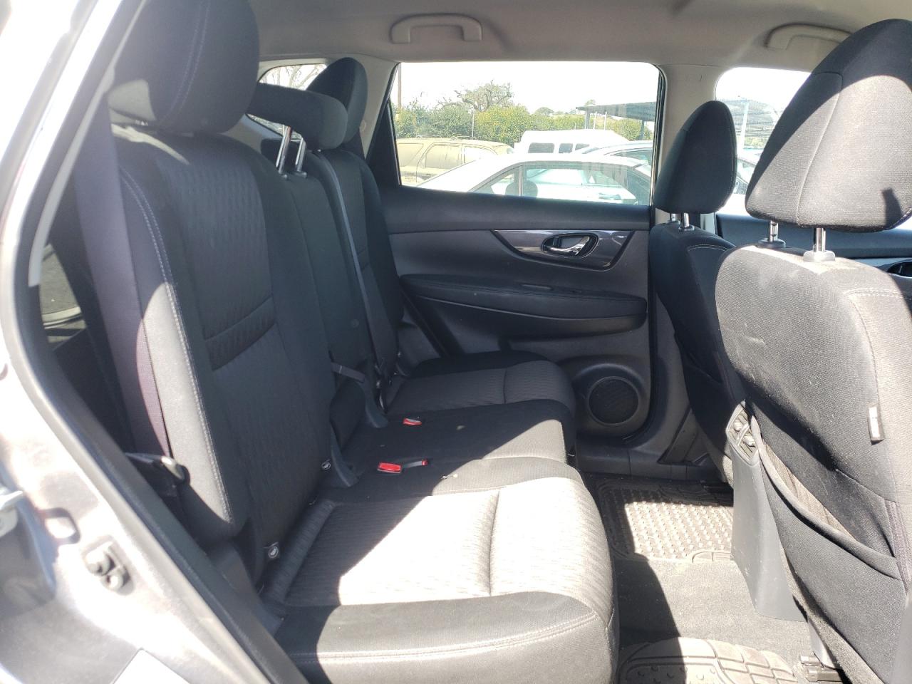 Photo 6 from auction – 2019 NISSAN ROGUE S with VIN KNMAT2MT2KP535529