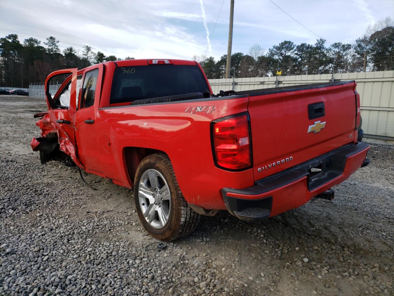Photo 3 from auction – 2019 CHEVROLET SILVERADO with VIN 2GCVKMEC4K1237267