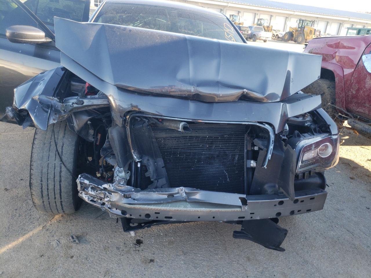 Photo 9 from auction – 2019 CHRYSLER 300 S with VIN 2C3CCABG9KH569517