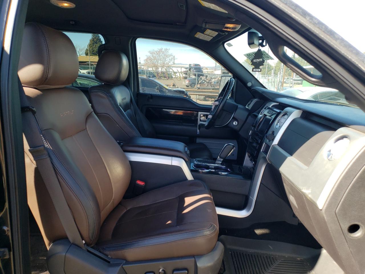 Photo 5 from auction – 2012 FORD F150 SUPER with VIN 1FTFW1E62CFC72532
