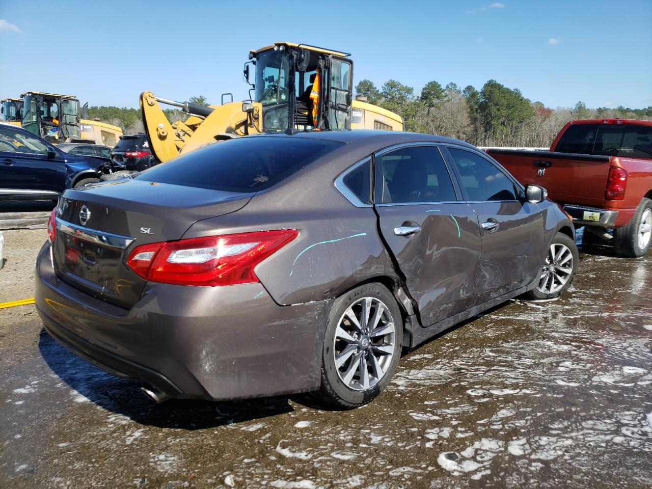 Photo 9 from auction – 2017 NISSAN ALTIMA 2.5 with VIN 1N4AL3AP0HC194425