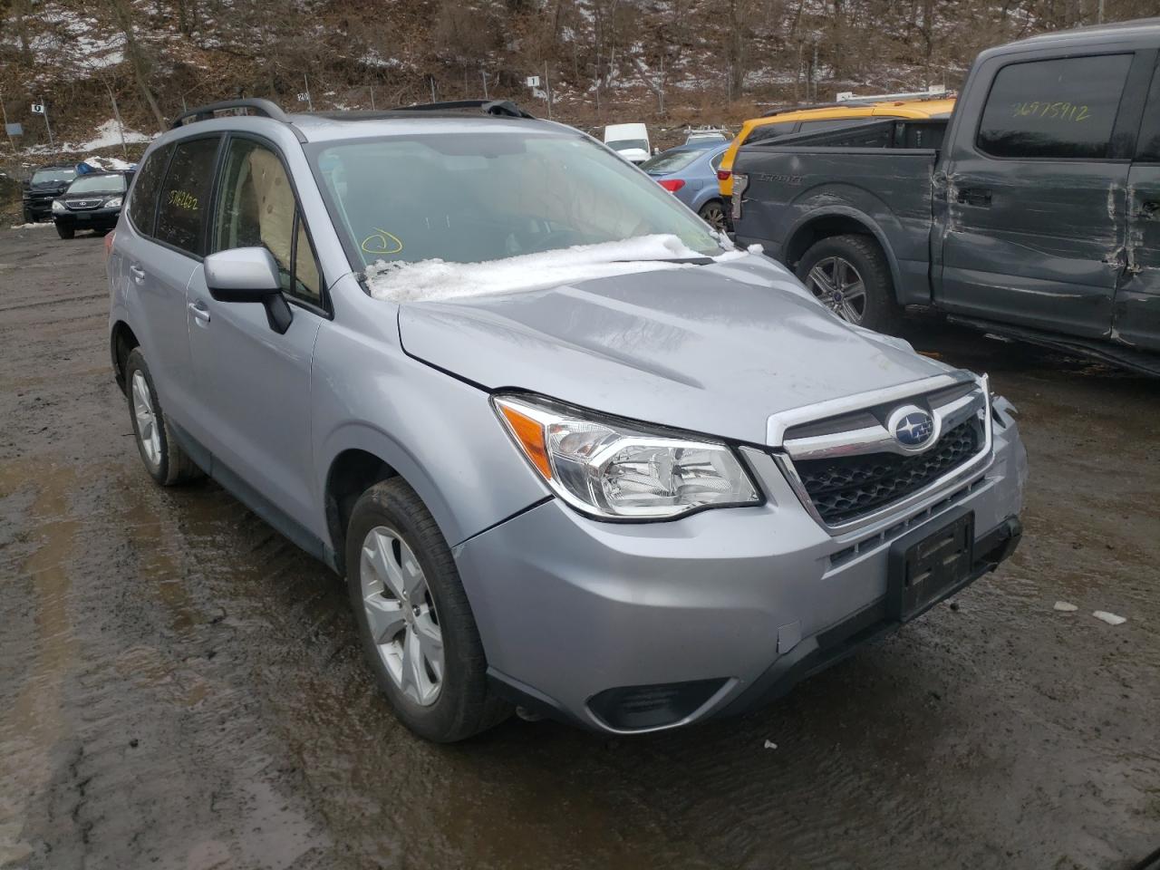 SUBARU FORESTER 2 2016 with VIN JF2SJADC0GH467206 - Photo from auction
