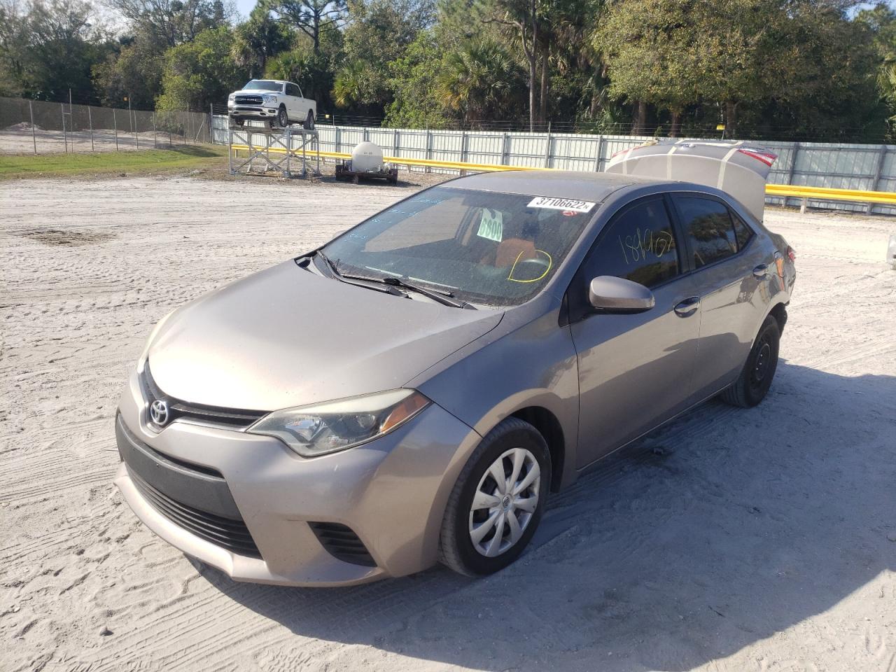 Photo 2 from auction – 2014 TOYOTA COROLLA L with VIN 2T1BURHE5EC023725