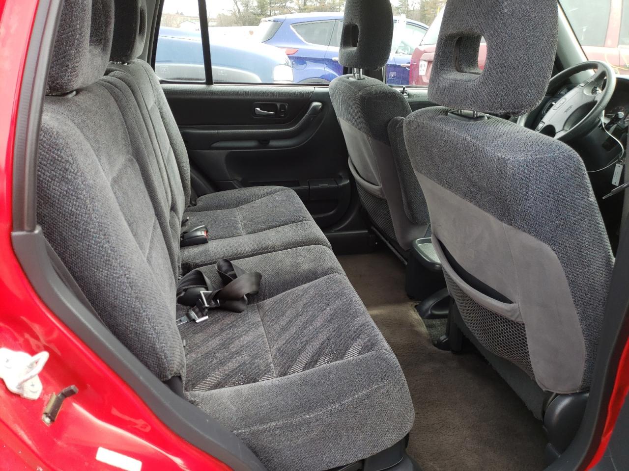 Photo 6 from auction – 2000 HONDA CR-V EX with VIN JHLRD1866YS004695