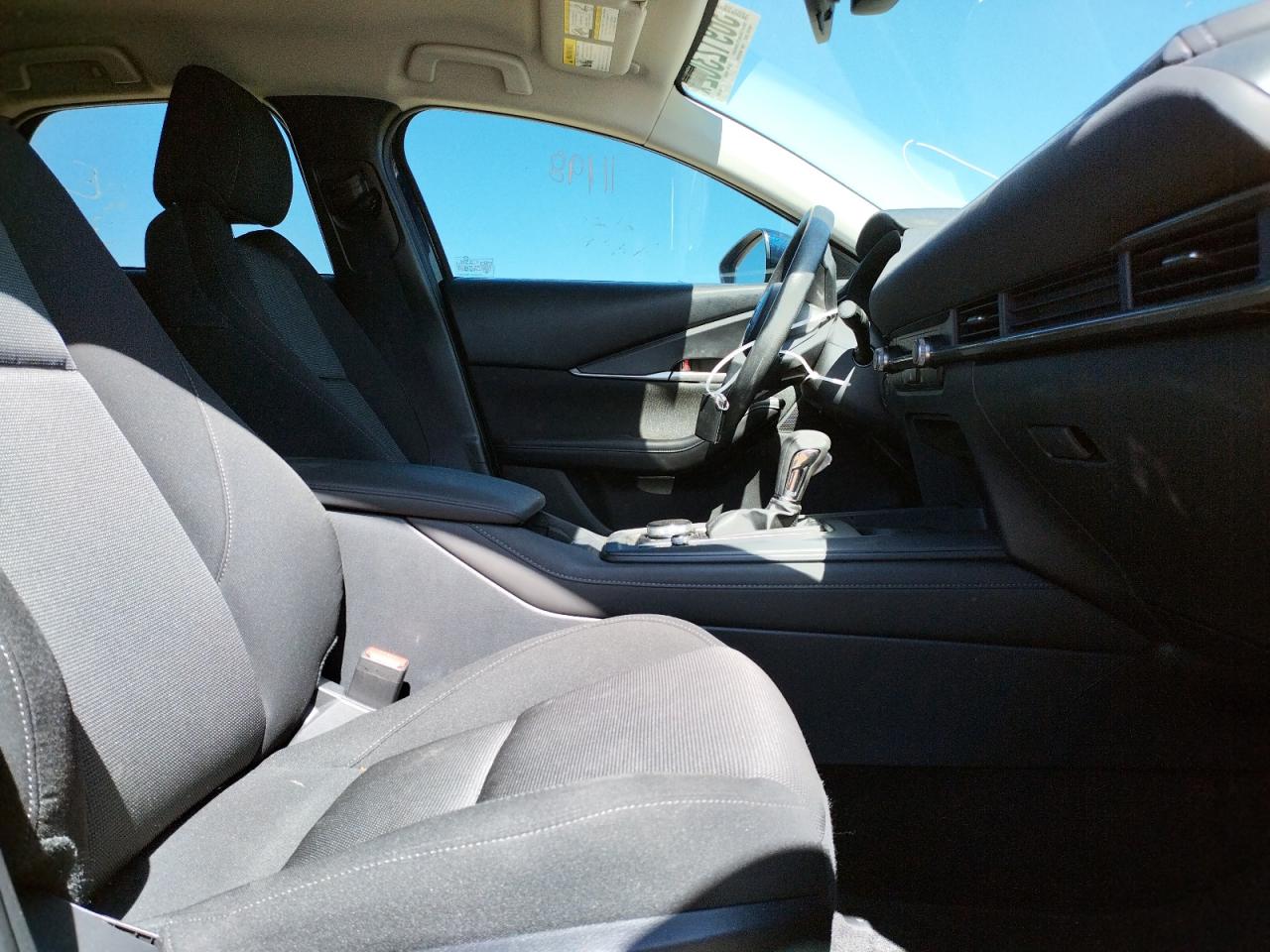 Photo 5 from auction – 2021 MAZDA CX-30 with VIN 3MVDMAAL0MM252577
