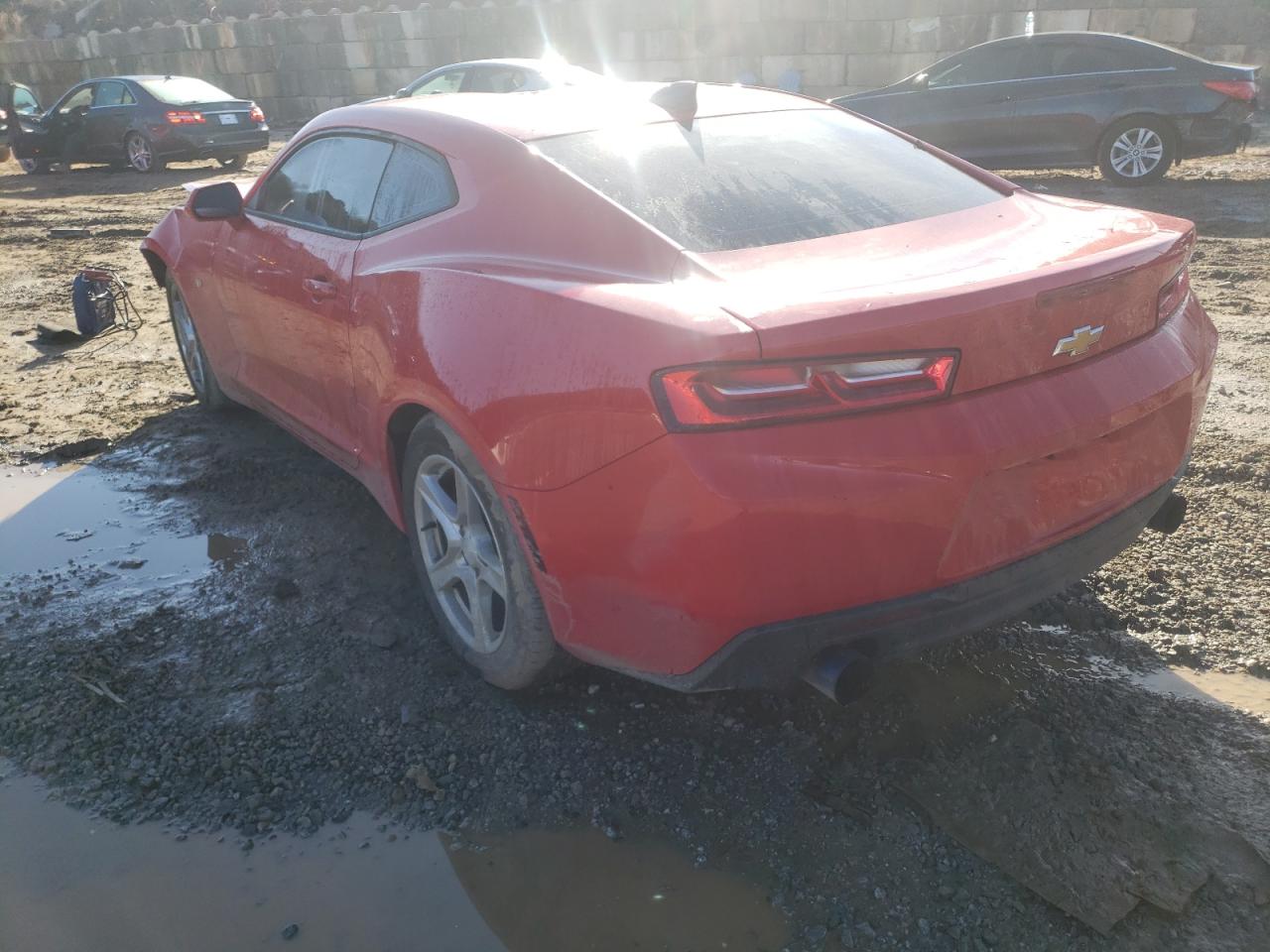 Photo 3 from auction – 2018 CHEVROLET CAMARO LT with VIN 1G1FB1RS8J0100677