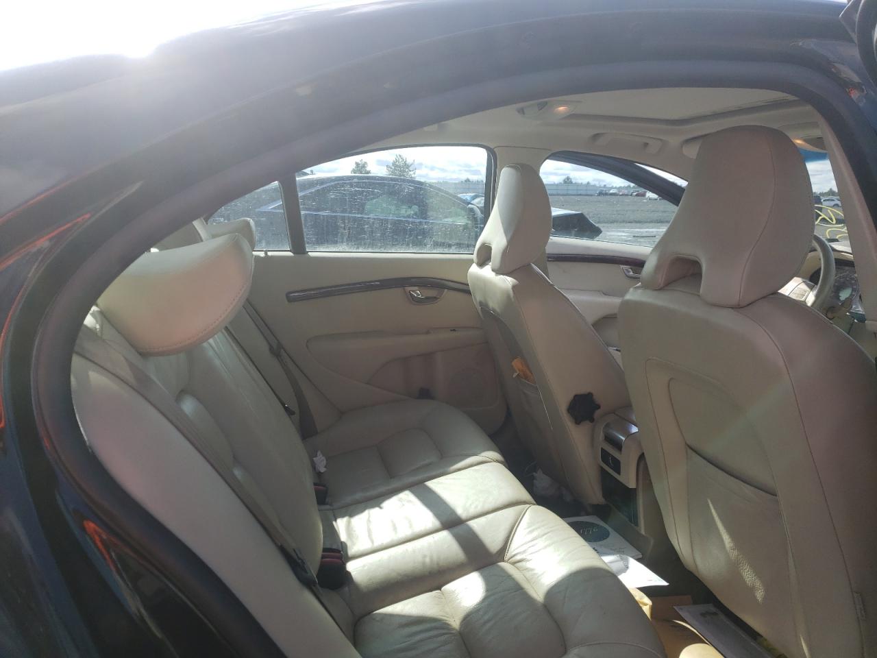 Photo 6 from auction – 2007 VOLVO S80 3.2 with VIN YV1AS982871030175