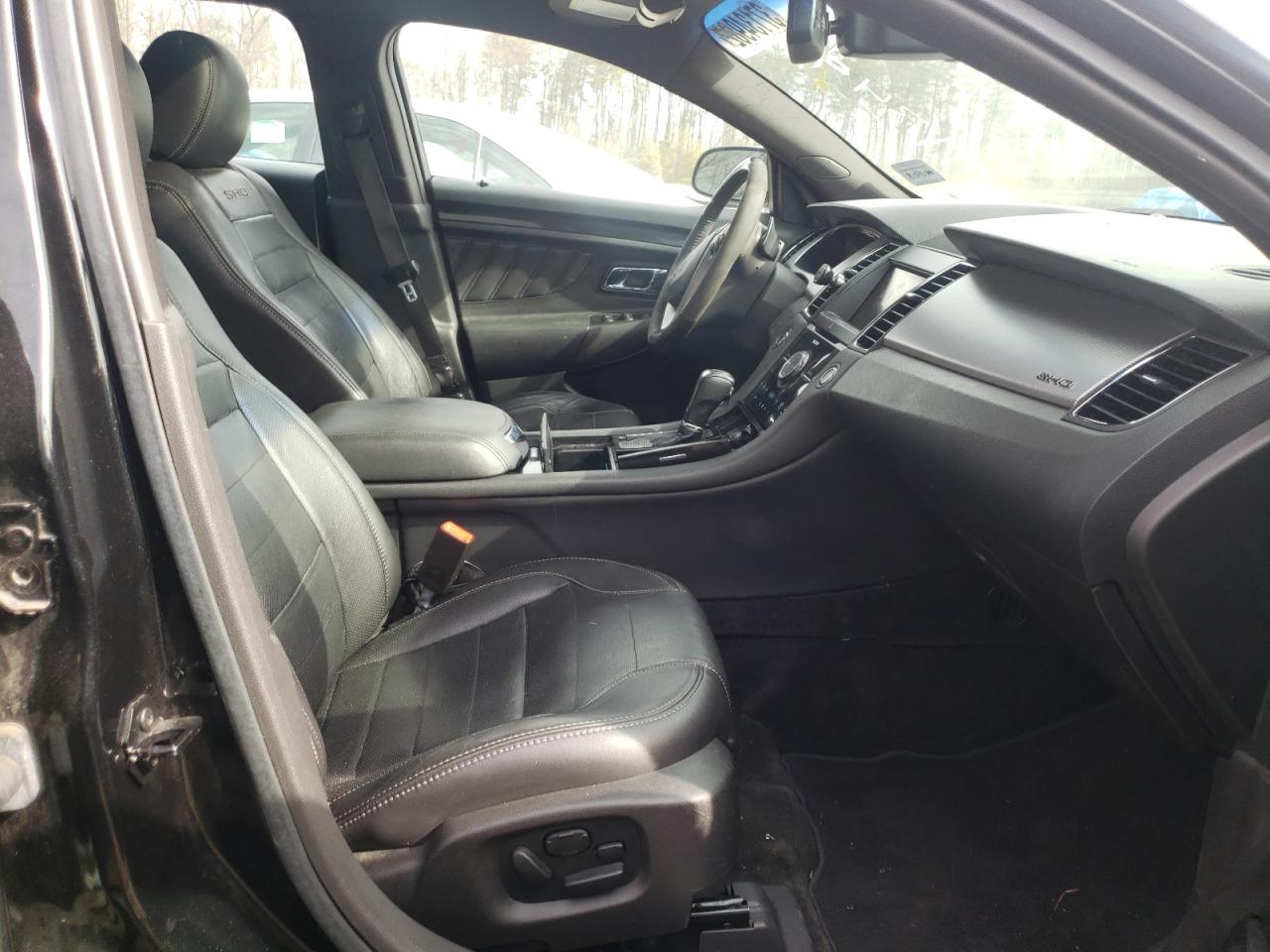 Photo 5 from auction – 2015 FORD TAURUS SHO with VIN 1FAHP2KT9FG182501