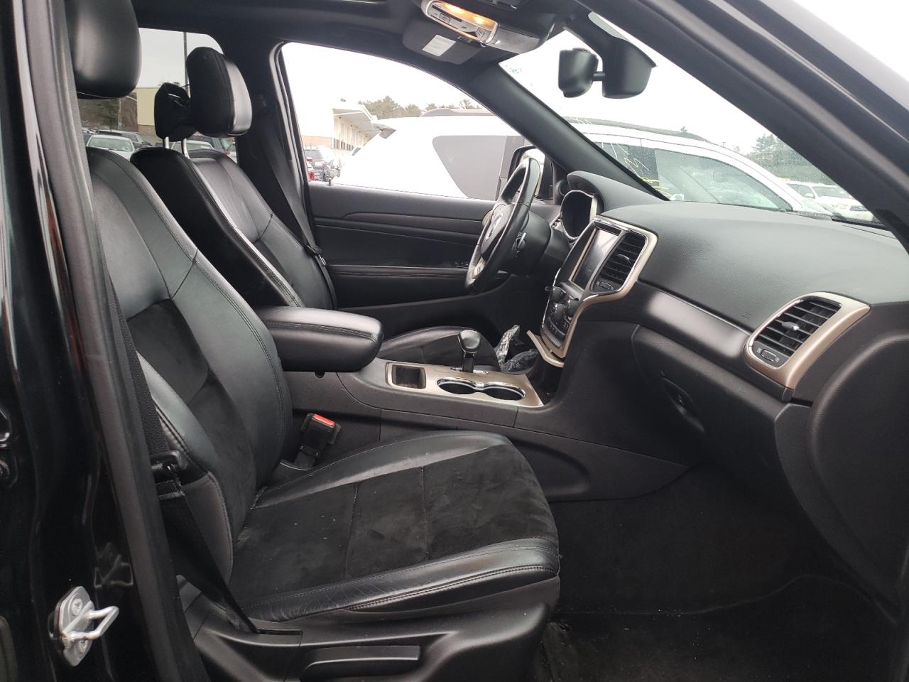 Photo 5 from auction – 2015 JEEP GRAND CHER with VIN 1C4RJFAG9FC767887