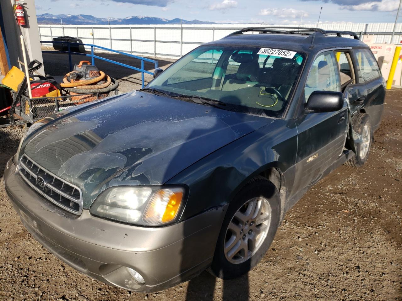 Photo 2 from auction – 2001 SUBARU LEGACY OUT with VIN 4S3BH675517603394