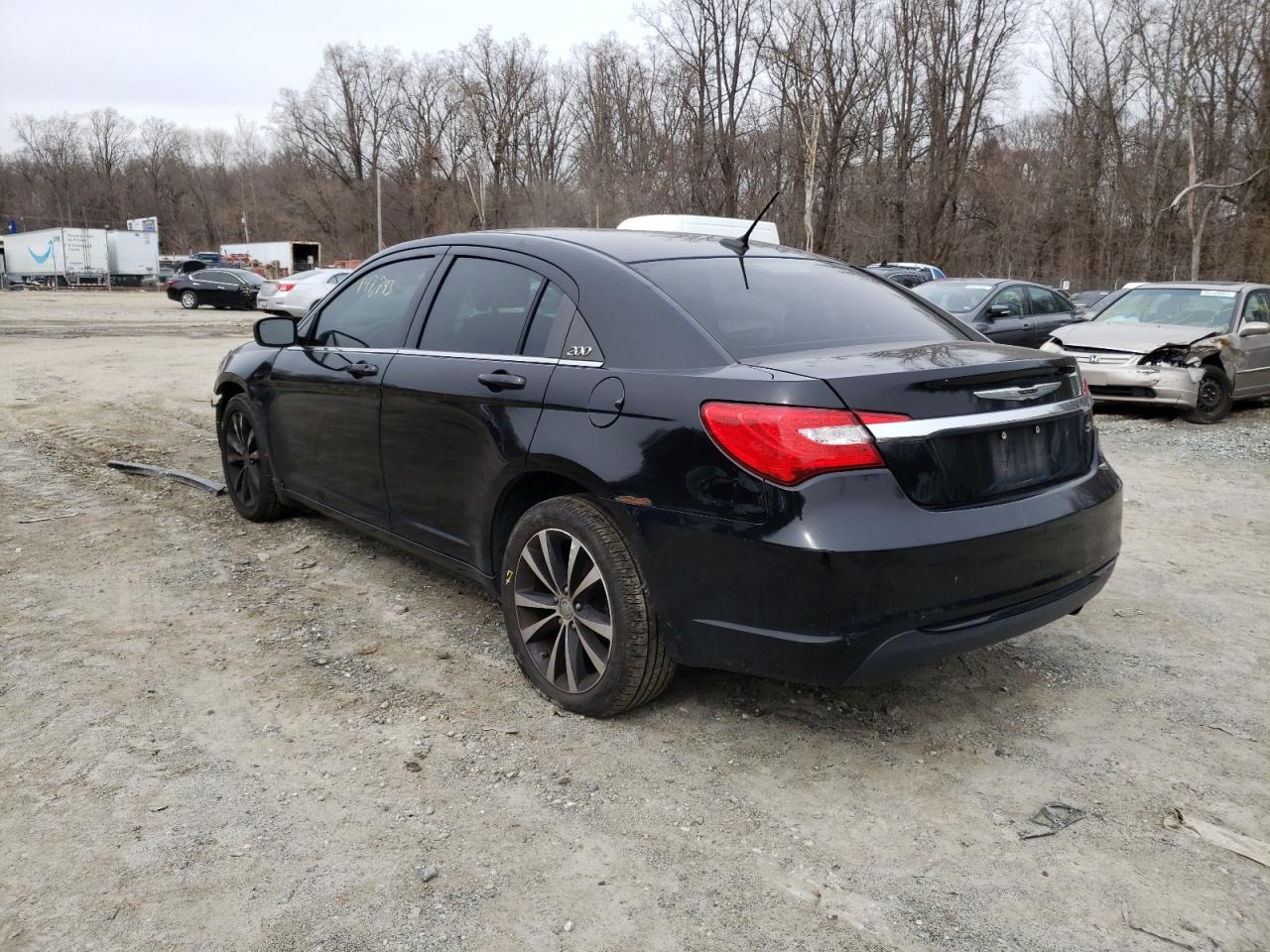 Photo 3 from auction – 2014 CHRYSLER 200 TOURIN with VIN 1C3CCBBB6EN177259