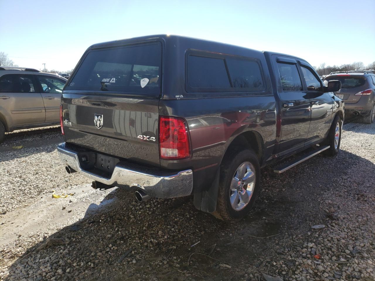 Photo 4 from auction – 2016 RAM 1500 SLT with VIN 3C6RR7LT8GG276158
