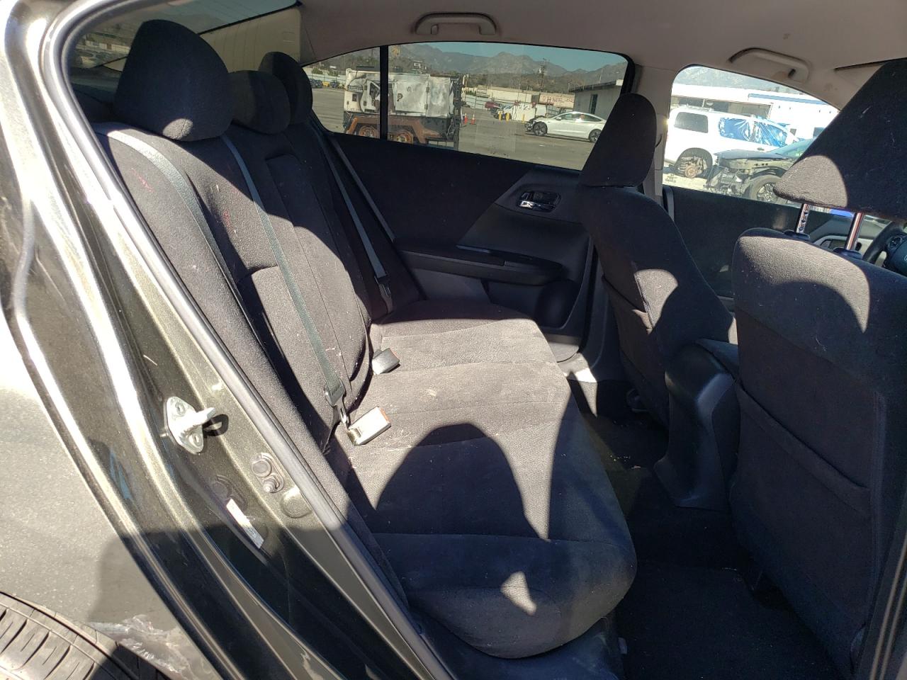 Photo 6 from auction – 2013 HONDA ACCORD with VIN 1HGCR2F34DA182819