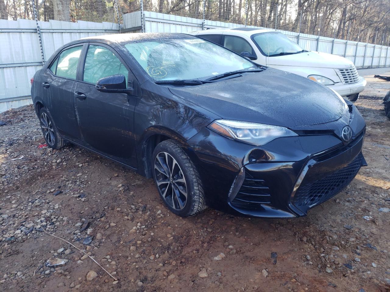 TOYOTA COROLLA 2018 مع رقم تعريف المركبة 5YFBURHE3JP834997 - صورة من المزاد