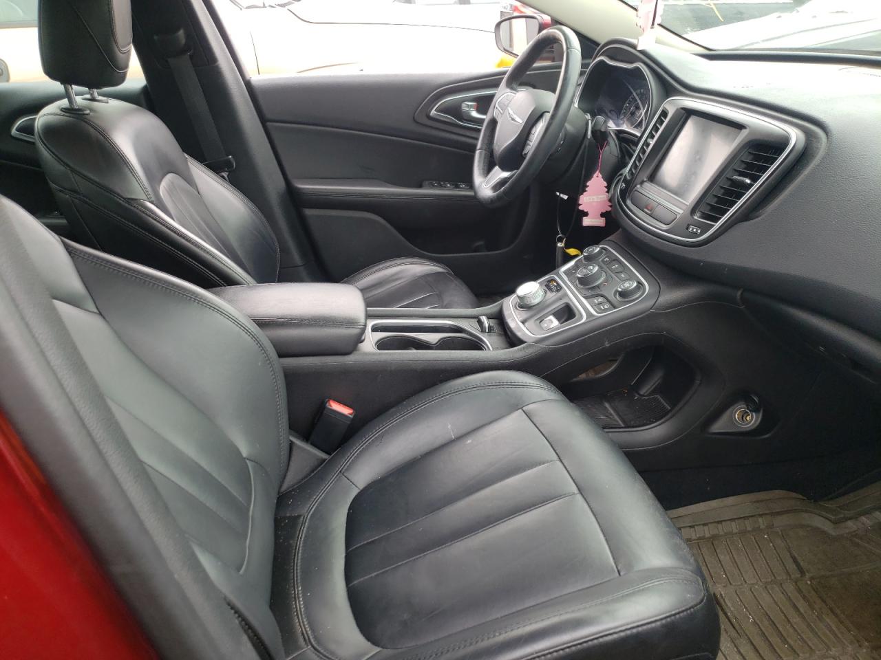 Photo 5 from auction – 2016 CHRYSLER 200 LIMITE with VIN 1C3CCCAB5GN191311