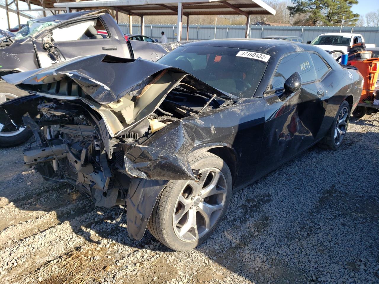 Photo 2 from auction – 2015 DODGE CHALLENGER with VIN 2C3CDZBG2FH911424