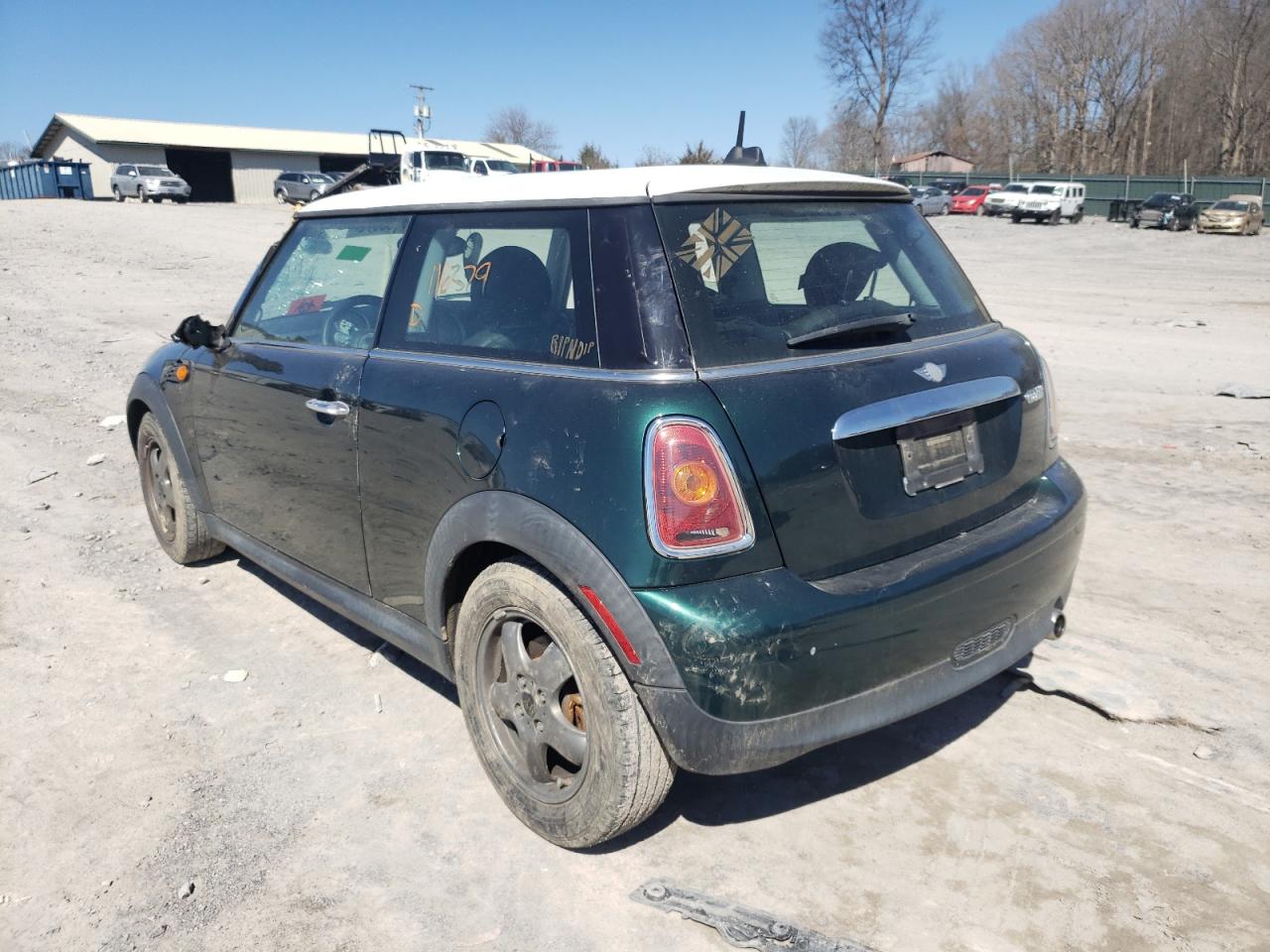 Photo 3 from auction – 2008 MINI COOPER with VIN WMWMF33518TU67248
