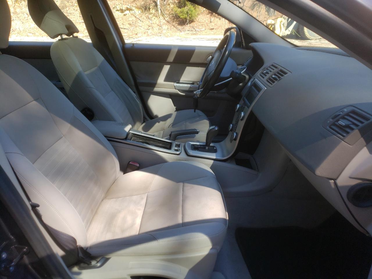 Photo 5 from auction – 2010 VOLVO S40 2.4I with VIN YV1382MS1A2488596