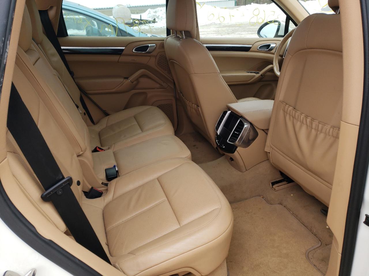 Photo 6 from auction – 2011 PORSCHE CAYENNE with VIN WP1AA2A2XBLA10127