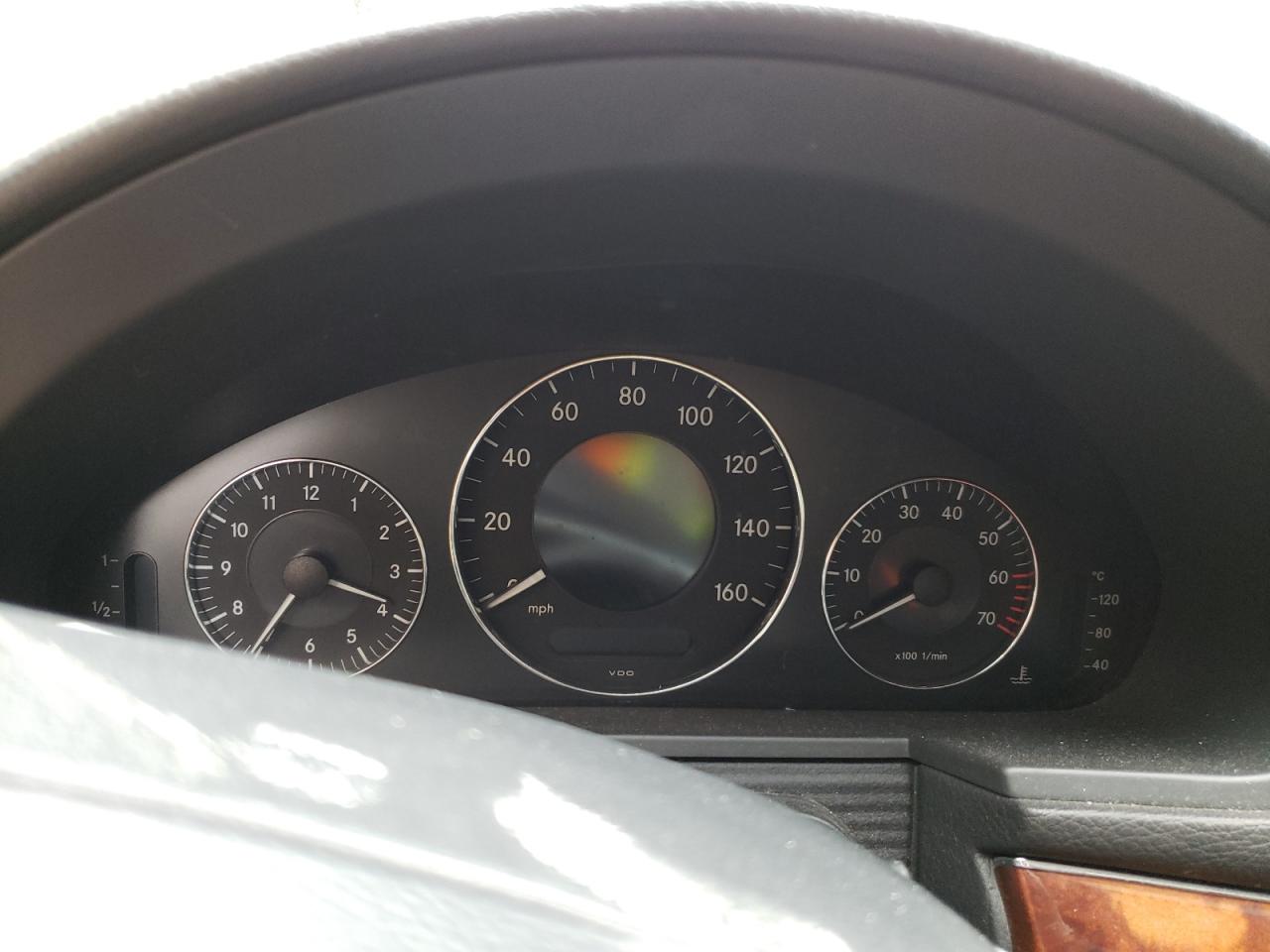 Photo 8 from auction – 2005 MERCEDES-BENZ E500 with VIN WDBUF83J85X166184