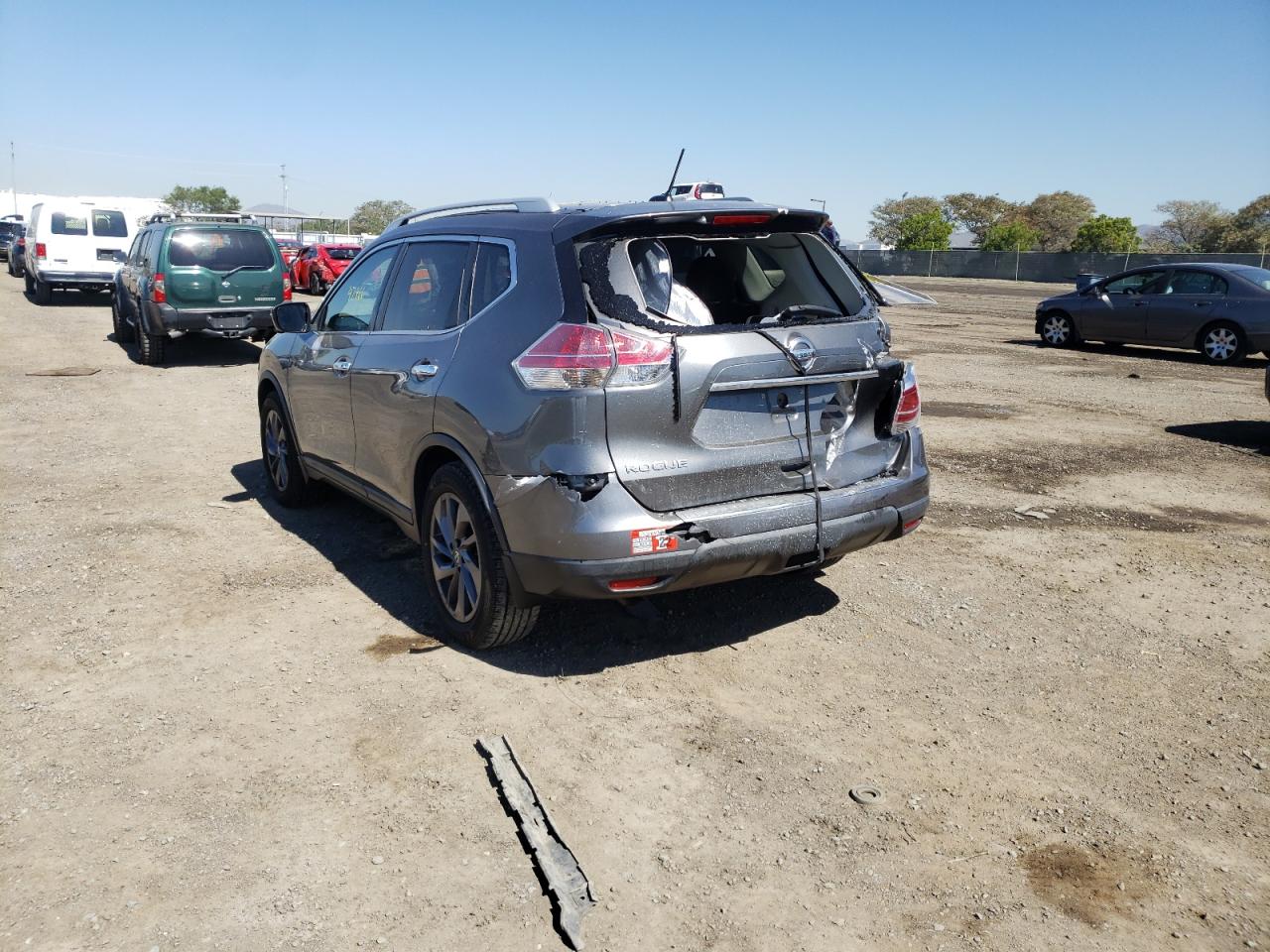 Photo 3 from auction – 2016 NISSAN ROGUE S with VIN 5N1AT2MT0GC841946