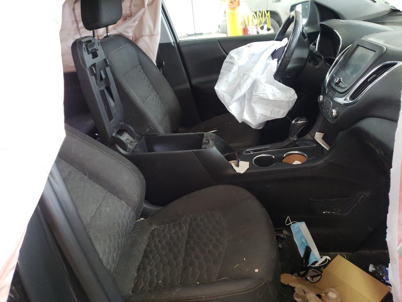 Photo 5 from auction – 2018 CHEVROLET EQUINOX LT with VIN 2GNAXJEV9J6314417