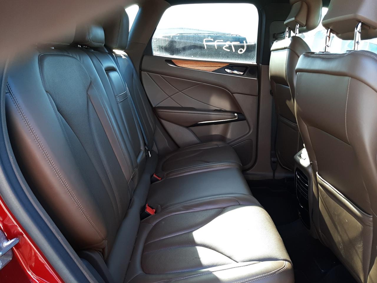 صورة رقم 6 من المزاد - 2015 LINCOLN MKC مع VIN 5LMCJ1A97FUJ03195