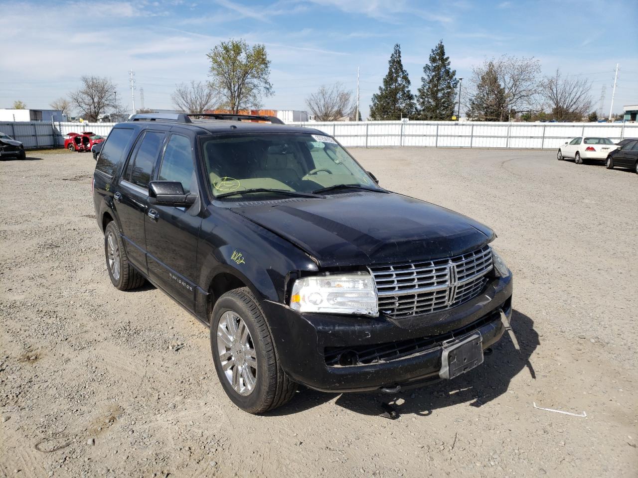 LINCOLN NAVIGATOR 2008 with VIN 5LMFU28588LJ01798 - Photo from auction