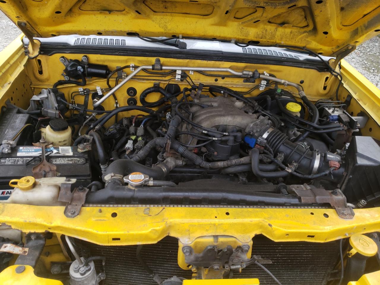 Photo 7 from auction – 2002 NISSAN FRONTIER C with VIN 1N6ED29XX2C371073