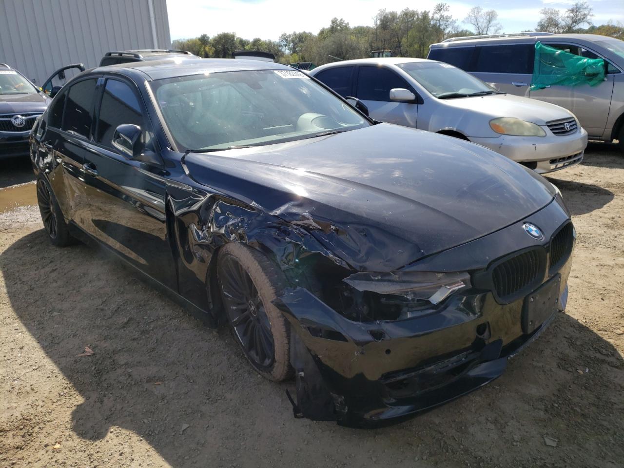 BMW 328 I 2013 with VIN WBA3A5C56DF453201 - Photo from auction