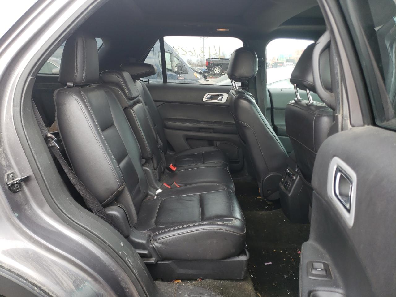 Photo 6 from auction – 2013 FORD EXPLORER L with VIN 1FM5K8F80DGC13096