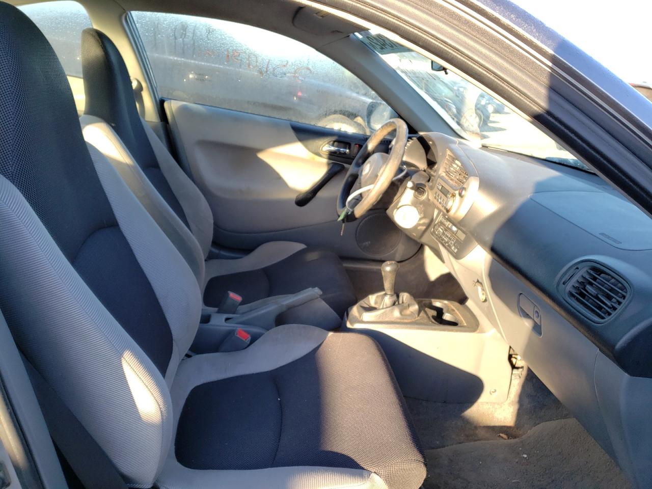Photo 5 from auction – 2000 HONDA INSIGHT with VIN JHMZE1359YT001212