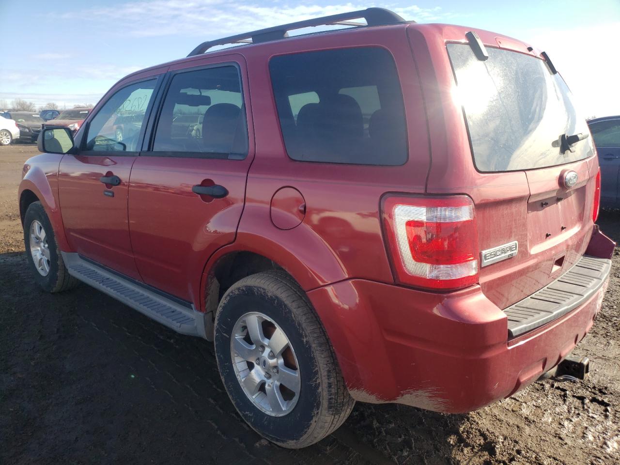 Photo 3 from auction – 2010 FORD ESCAPE XLT with VIN 1FMCU9D79AKD25325