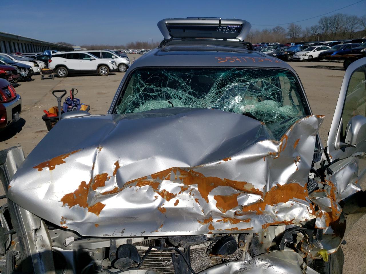 Photo 7 from auction – 2002 TOYOTA 4RUNNER LI with VIN JT3HN87R720378699