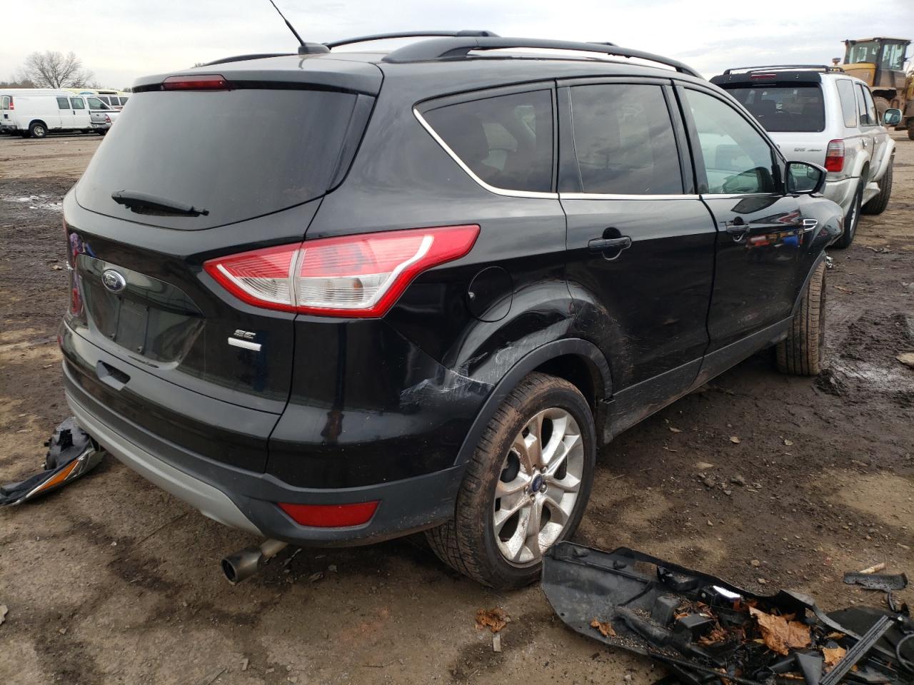 Photo 4 from auction – 2013 FORD ESCAPE SE with VIN 1FMCU9GX6DUB12501
