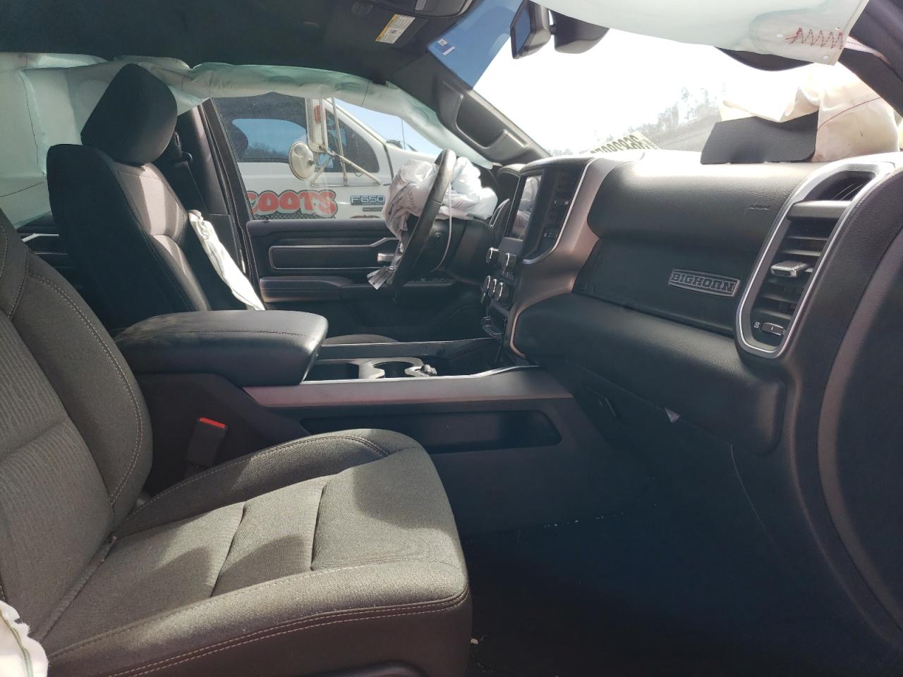 Photo 5 from auction – 2019 RAM 1500 BIG H with VIN 1C6SRFFT9KN710529