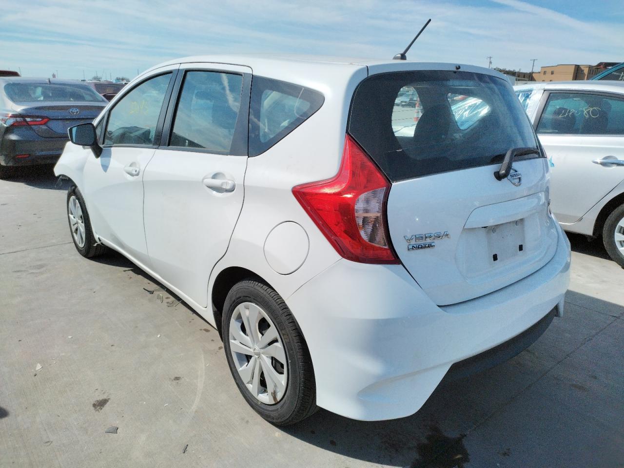 Photo 3 from auction – 2019 NISSAN VERSA NOTE with VIN 3N1CE2CP6KL366346