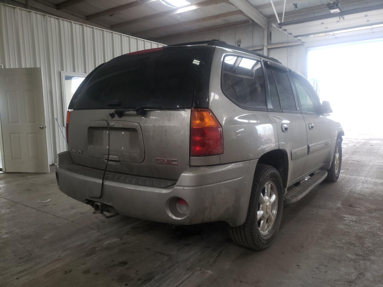 Photo 4 from auction – 2003 GMC ENVOY with VIN 1GKDT13S132300476