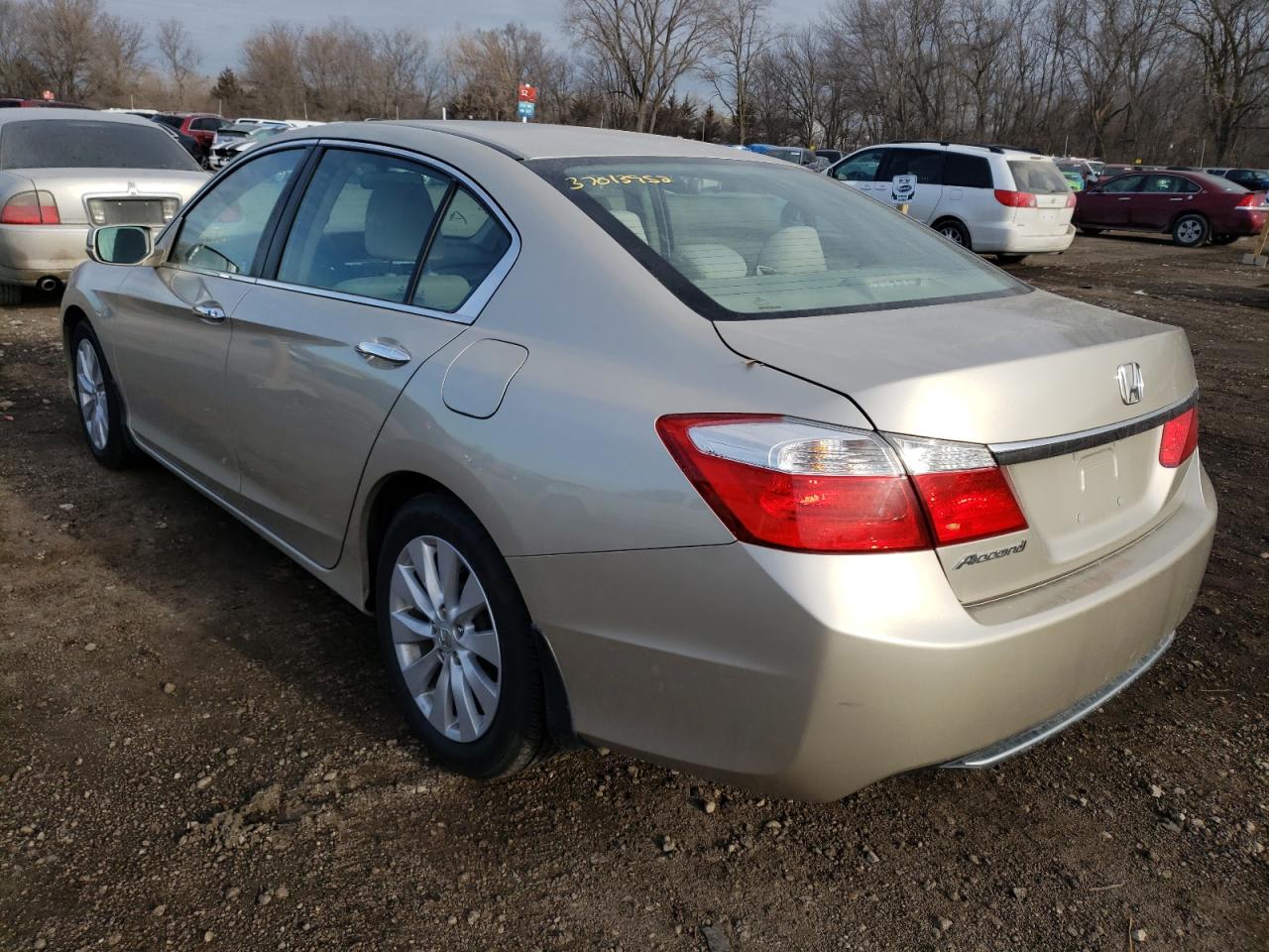 Photo 3 from auction – 2015 HONDA ACCORD EX with VIN 1HGCR2F72FA208064
