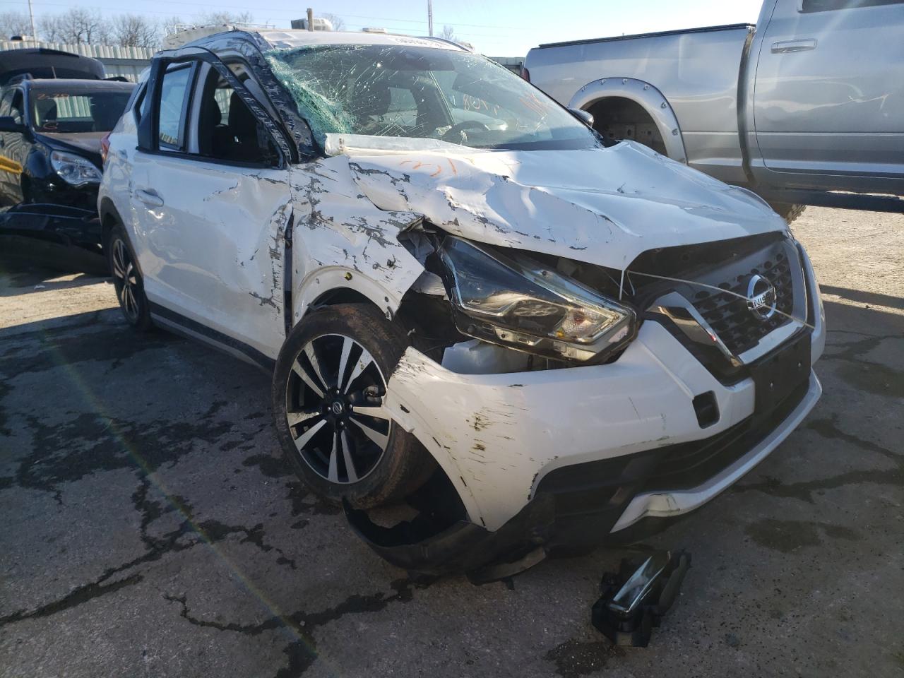 NISSAN KICKS SR 2020 with VIN 3N1CP5DV2LL486381 - Photo from auction