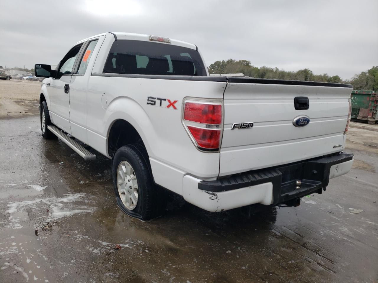 Photo 3 from auction – 2011 FORD F150 SUPER with VIN 1FTFX1CF0BFD03114