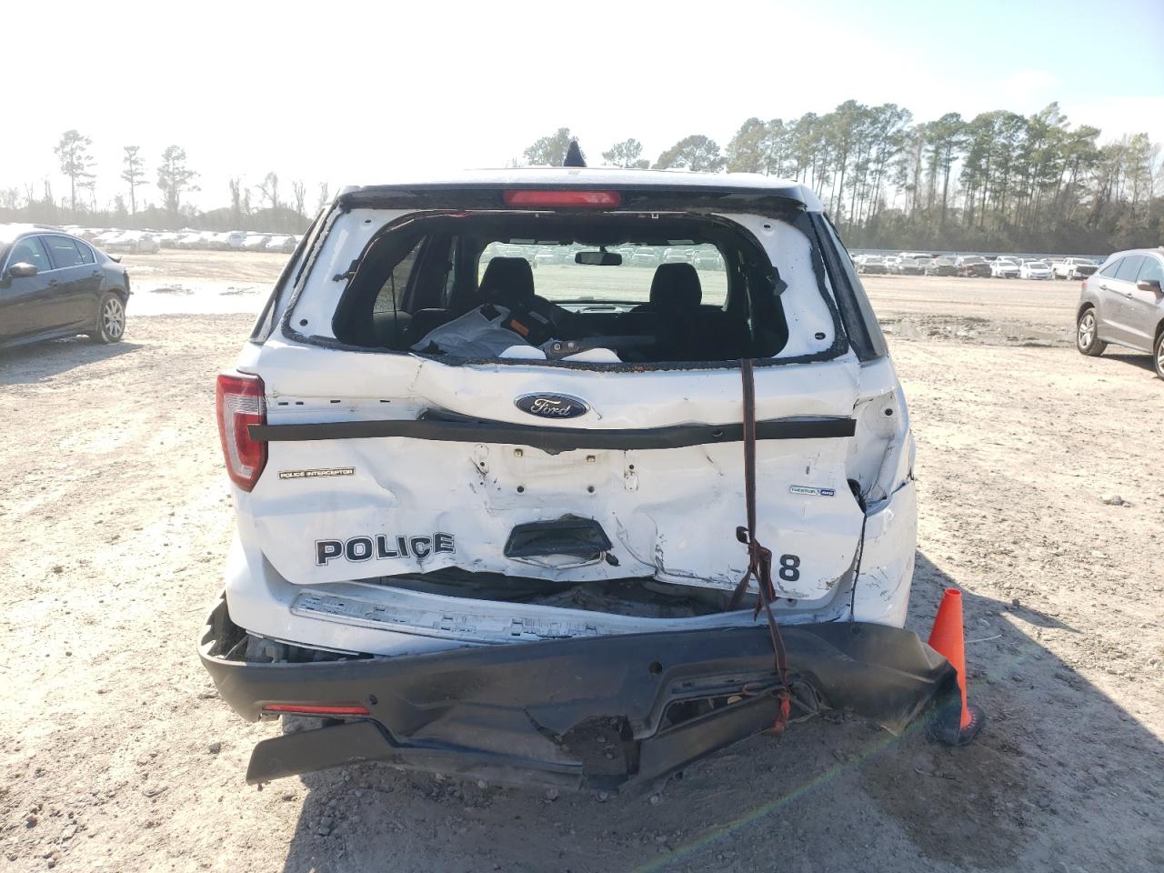 Photo 9 from auction – 2018 FORD EXPLORER P with VIN 1FM5K8AR3JGA84623
