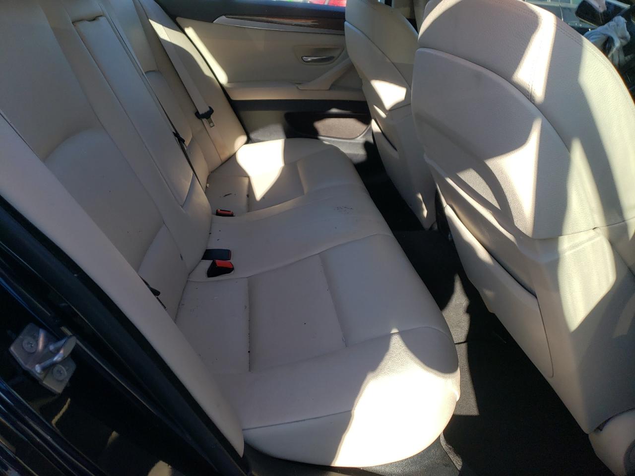 Photo 6 from auction – 2011 BMW 528 I with VIN WBAFR1C55BC741353