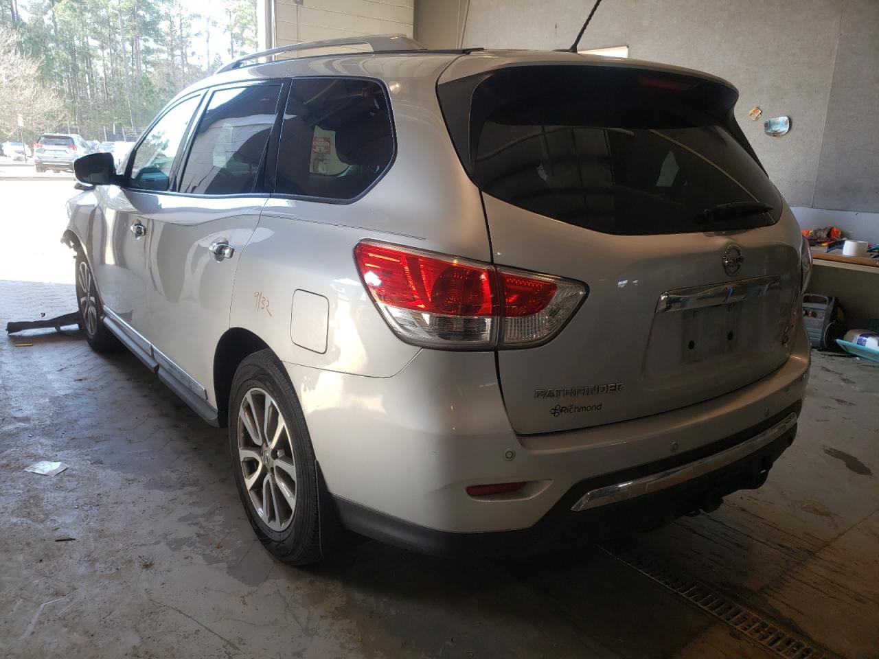 Photo 3 from auction – 2014 NISSAN PATHFINDER with VIN 5N1AR2MM8EC658461