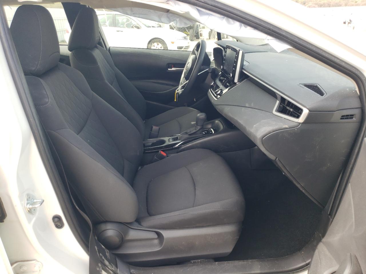 Photo 5 from auction – 2021 TOYOTA COROLLA LE with VIN JTDEAMDE9MJ031781